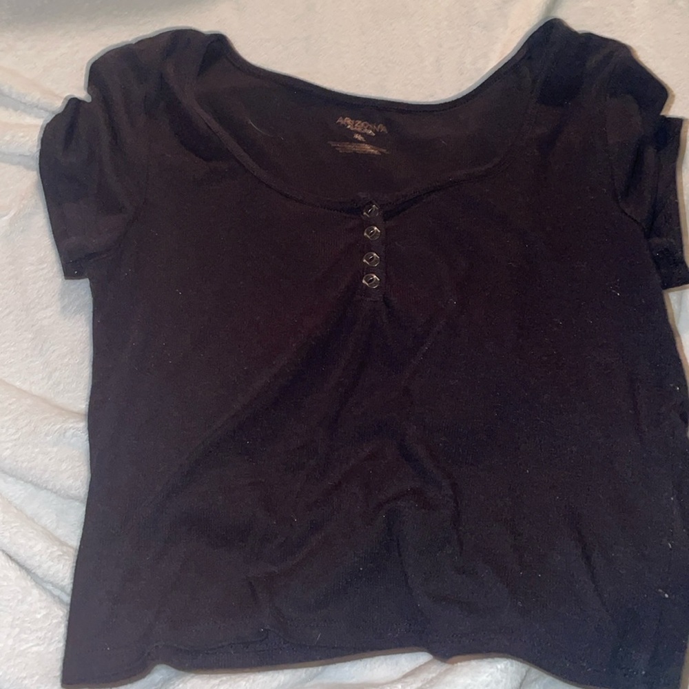 black arizona jean co cropped tee